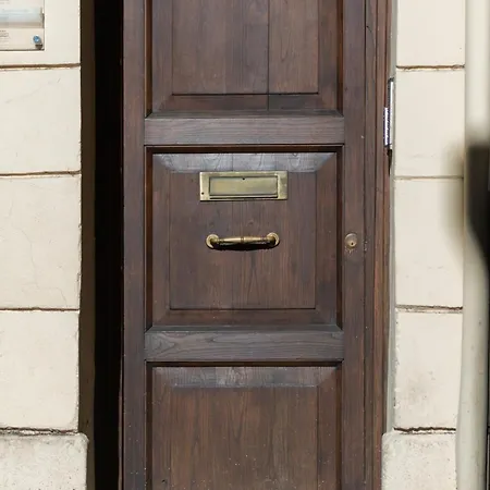 Annuncio Vecchio A *