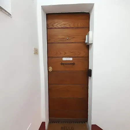 Leonina - Rione Monti Metro B Cavour Apartment Rome