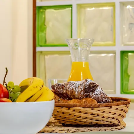Apartment Leonina - Rione Monti Metro B Cavour Rome